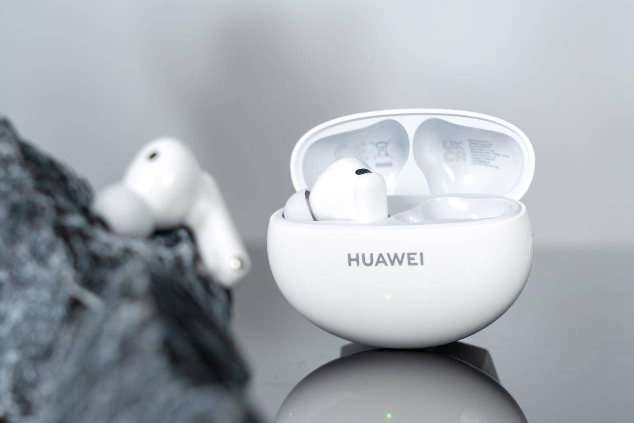 蓝牙耳机哪款最好最实用？公认最好的百元蓝牙耳机推荐