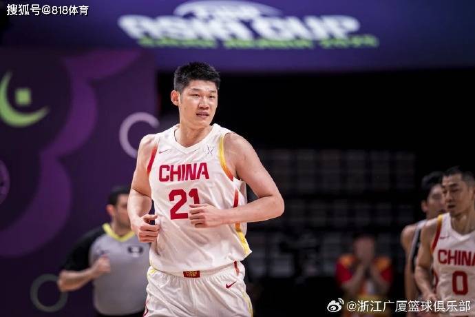郭士强:中国男篮没有球星,家有一老如有一宝我们有赵睿胡金秋俩宝