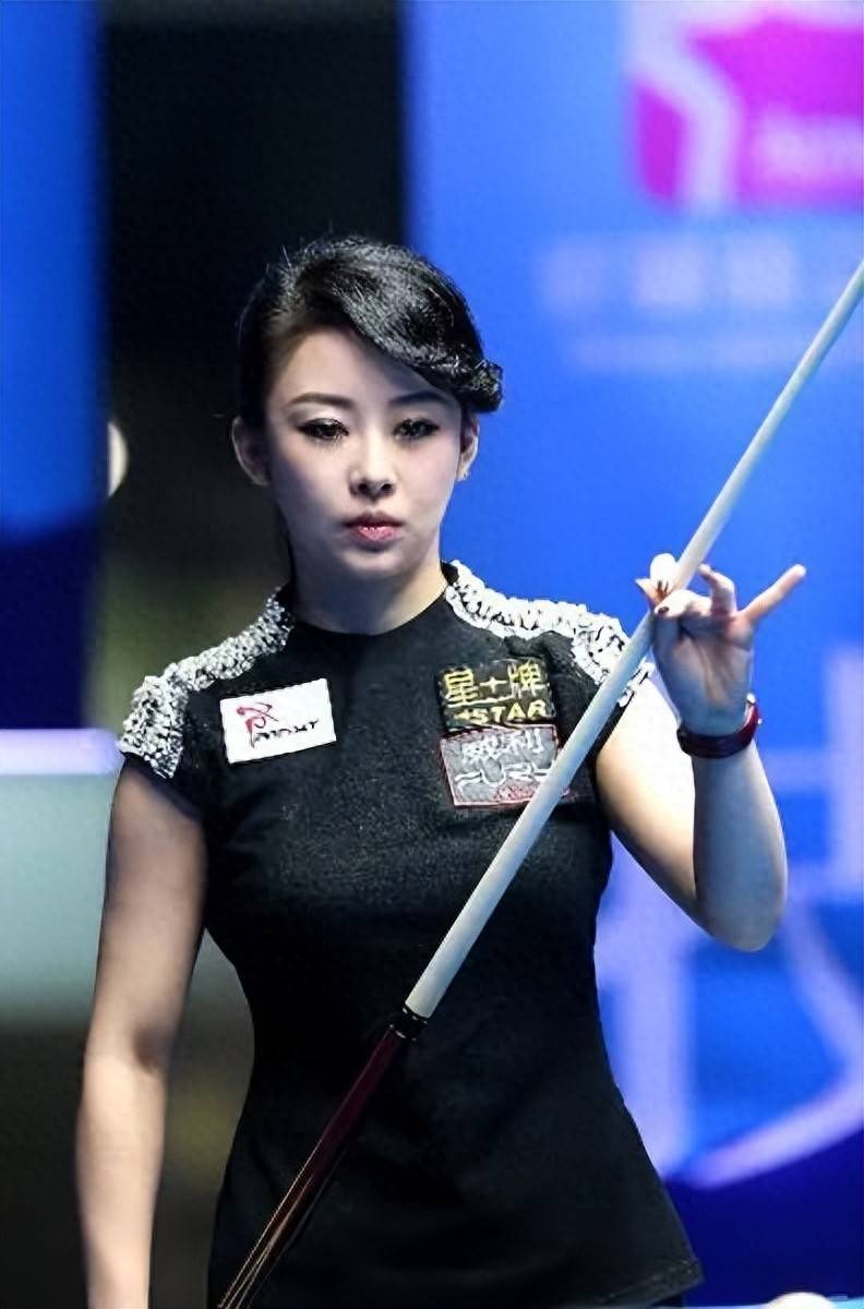 九球天后潘晓婷:43岁了,身材火辣,无人敢娶!父亲却悔到掉泪