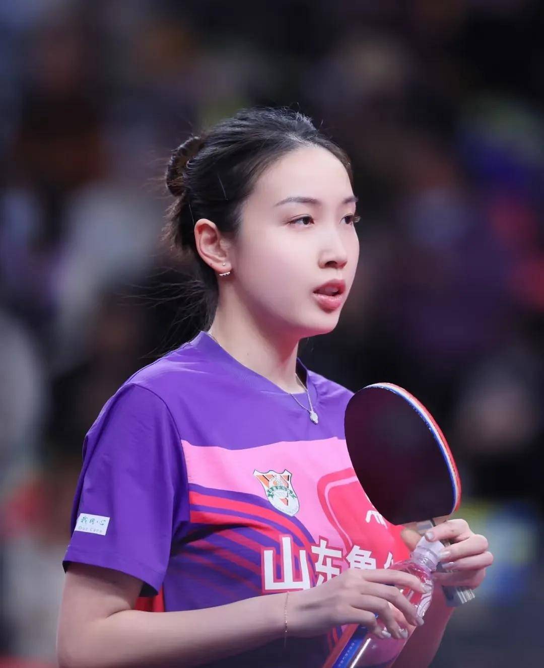 世界乒坛现役十大美女,国乒占三,谁是第一美?神仙姐姐王添艺