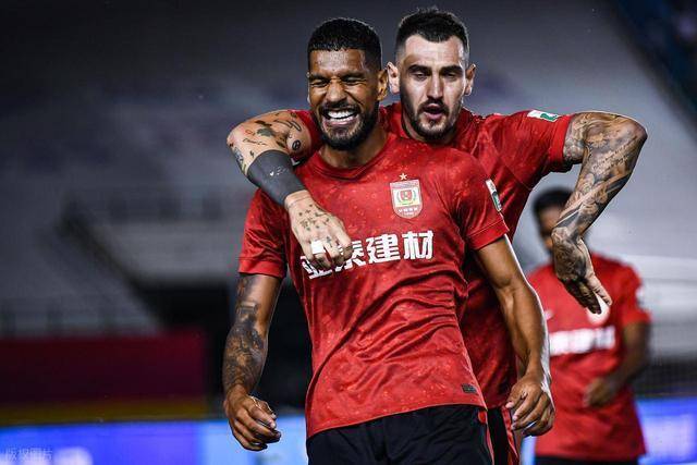 长春亚泰迎喜讯,夏窗重磅引援迎首秀,泰山核心助球队成功保级