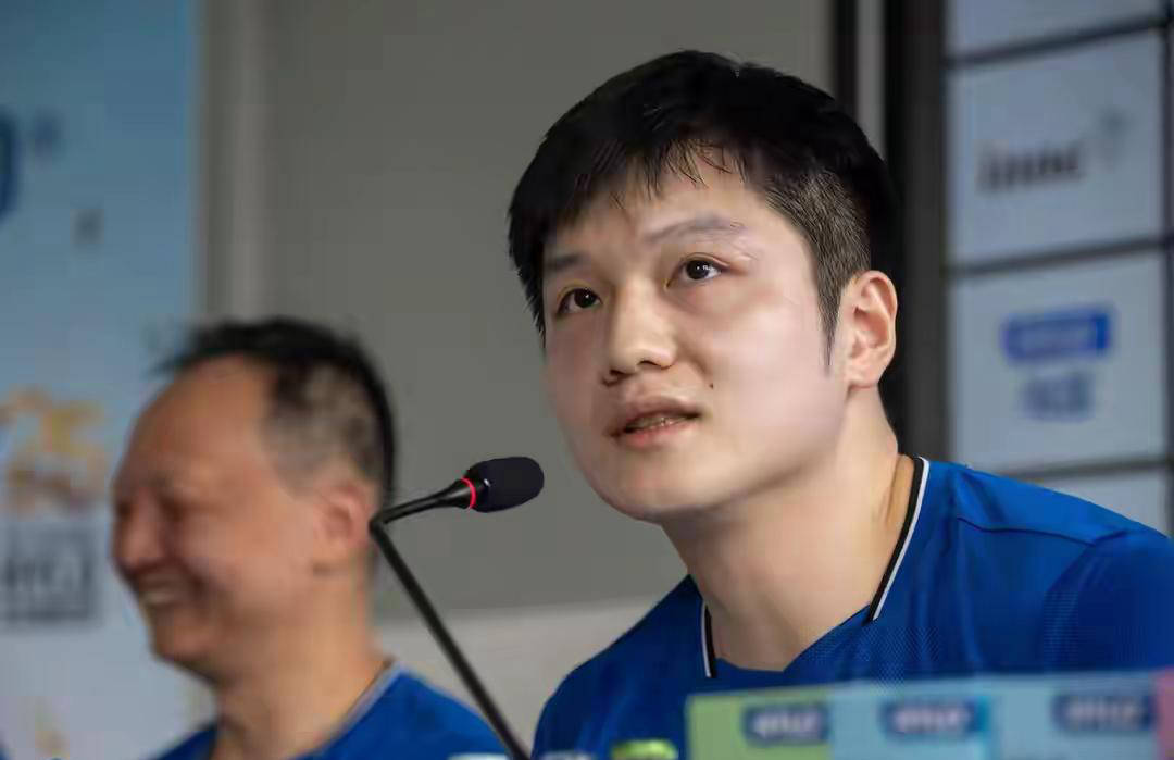 樊振东德甲首战连败，输球或许比胜利更有价值，球迷力挺不离不弃