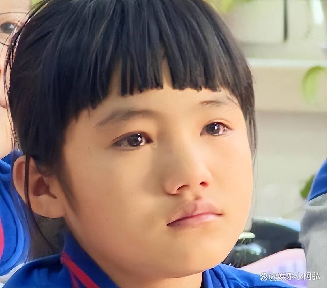 还记得变形计美丽农村女孩李勒优吗?被富豪妈妈收养后,今成这样