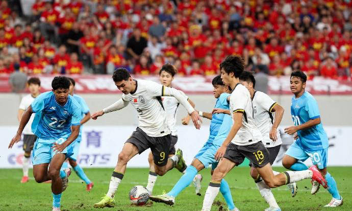 U22国足上半场惊魂1球，王钰栋下半场助攻连环爆破