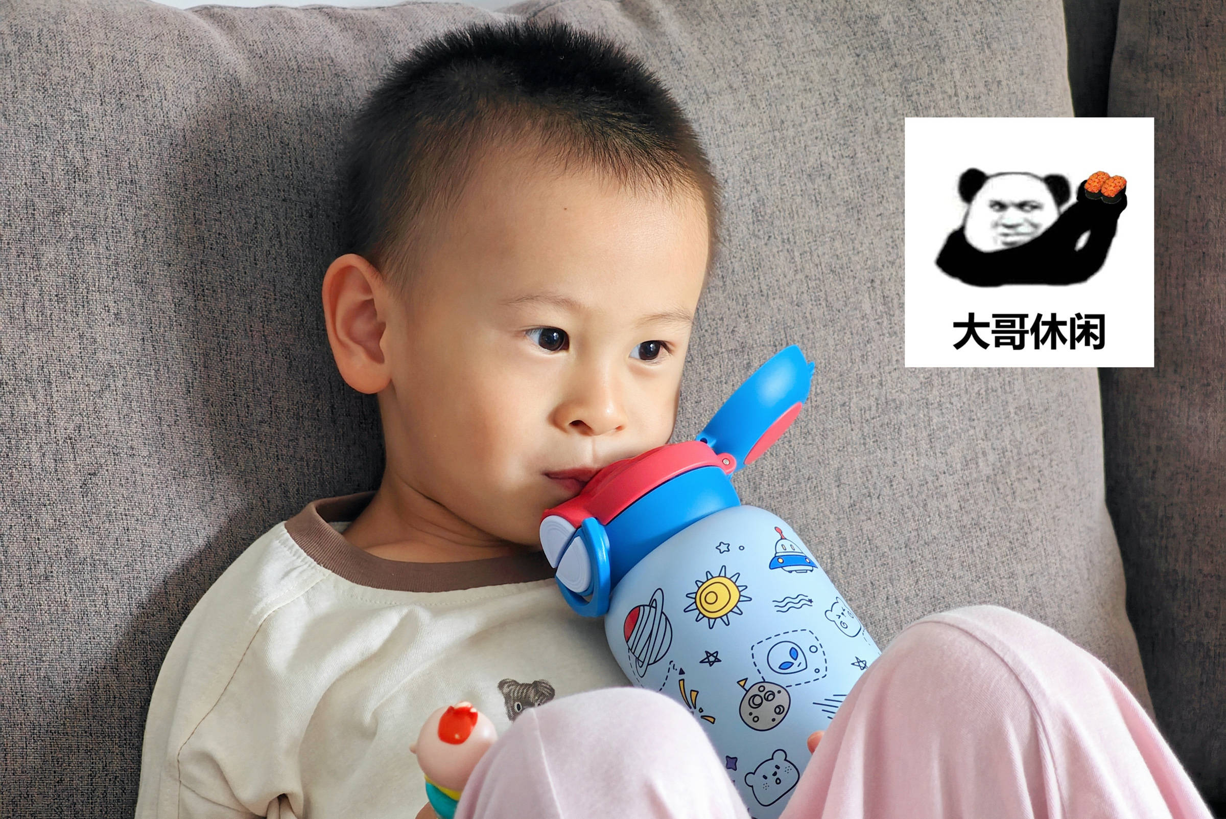 宝宝喝水钛放心!欧盟认证,0胶水0重金属,宫菱儿童保温杯测评