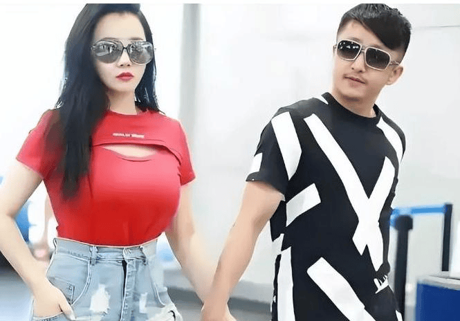 邹市明与冉莹颖：拳王背后的家庭与挑战
