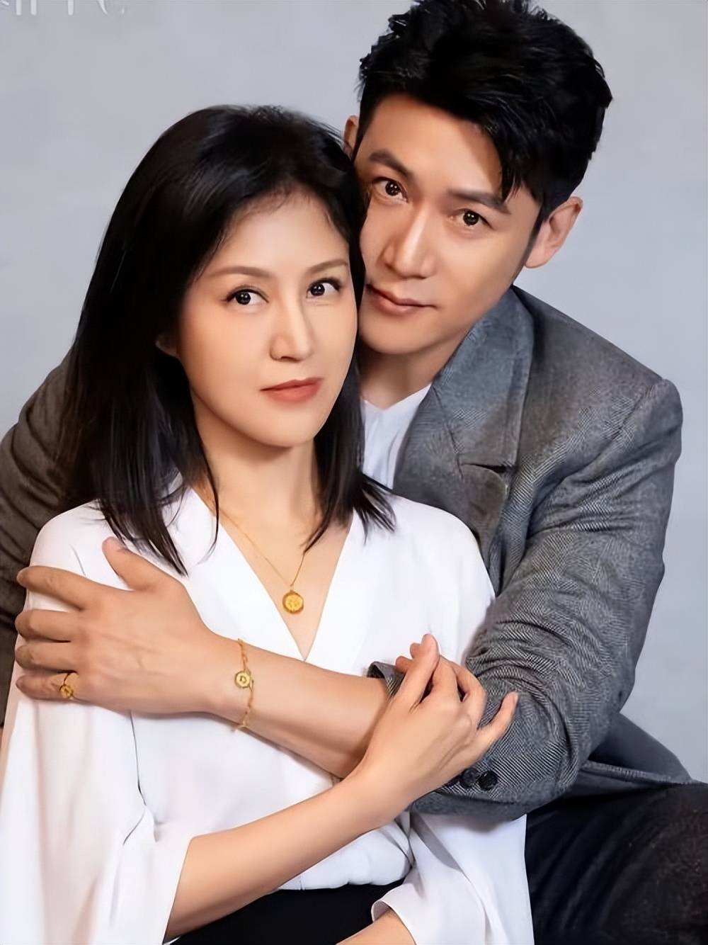 陆毅甜蜜自曝:鲍蕾和我在一起30年没做过饭,方便面都不会煮