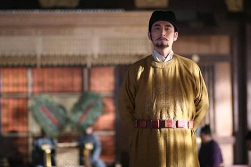 他俩原来是夫妻,相差16岁从戏里甜到戏外,如今儿女双全幸福美满