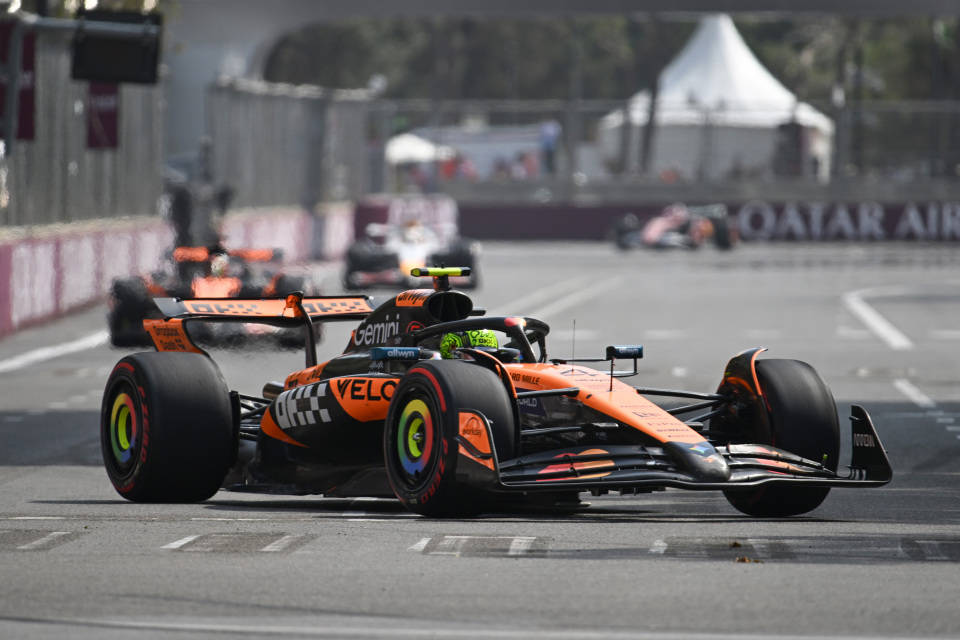 F1阿塞拜疆站：诺里斯逆风夺魁，汉密尔顿紧随其后