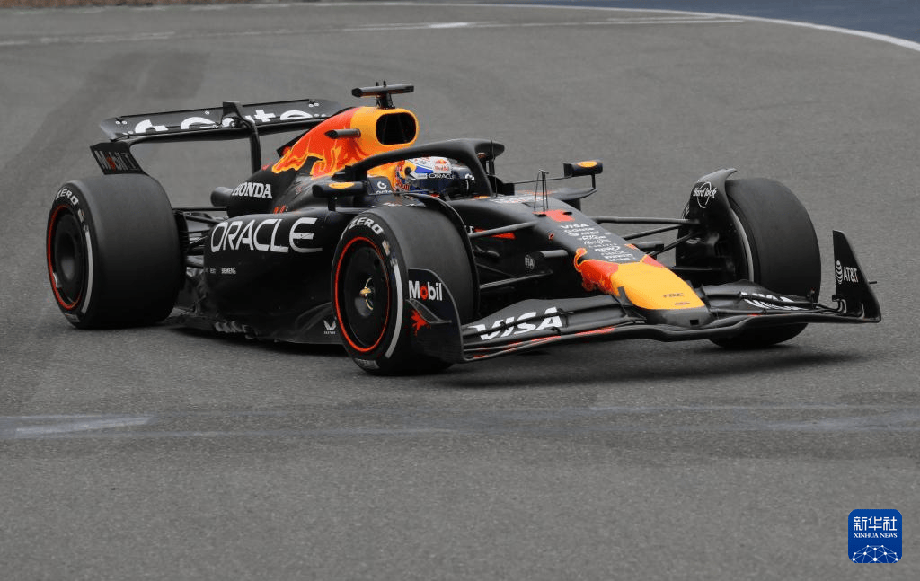 f1阿塞拜疆大奖赛:红牛车队维斯塔潘获得冠军