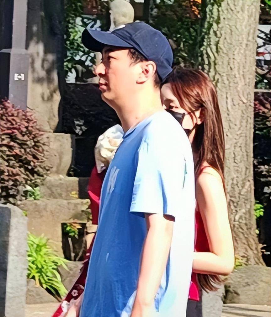 王思聪带五位美女走出酒店，王思聪带五位美女走出酒店是哪一集