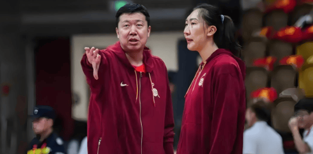 女篮集训更新：宫鲁鸣提要求，热身赛4战3胜，王治郅特训韩旭