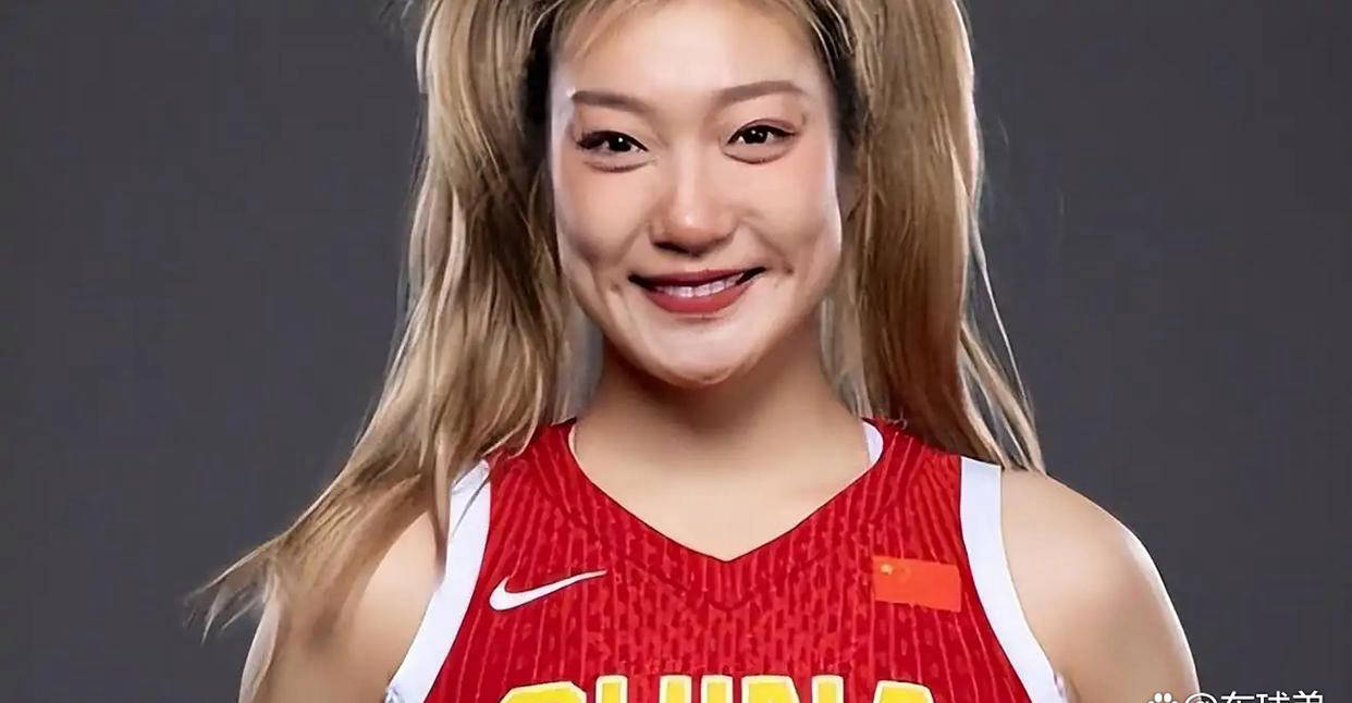 李梦落选中国女篮背后：状态与关系的双重考量