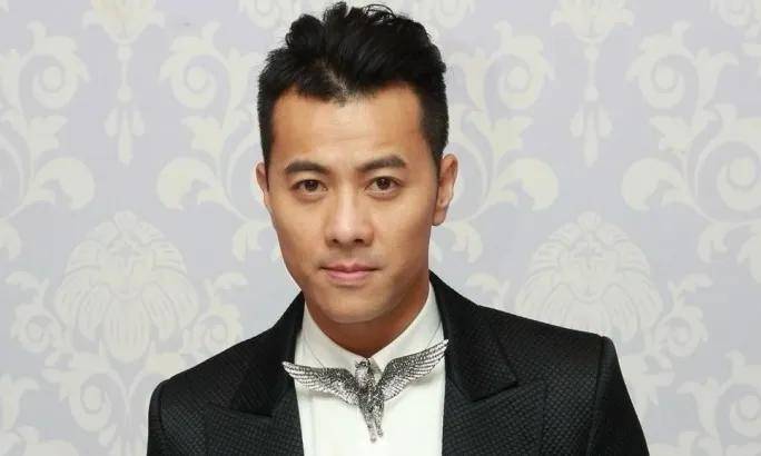 梁汉文:乐坛与影坛交织的璀璨人生