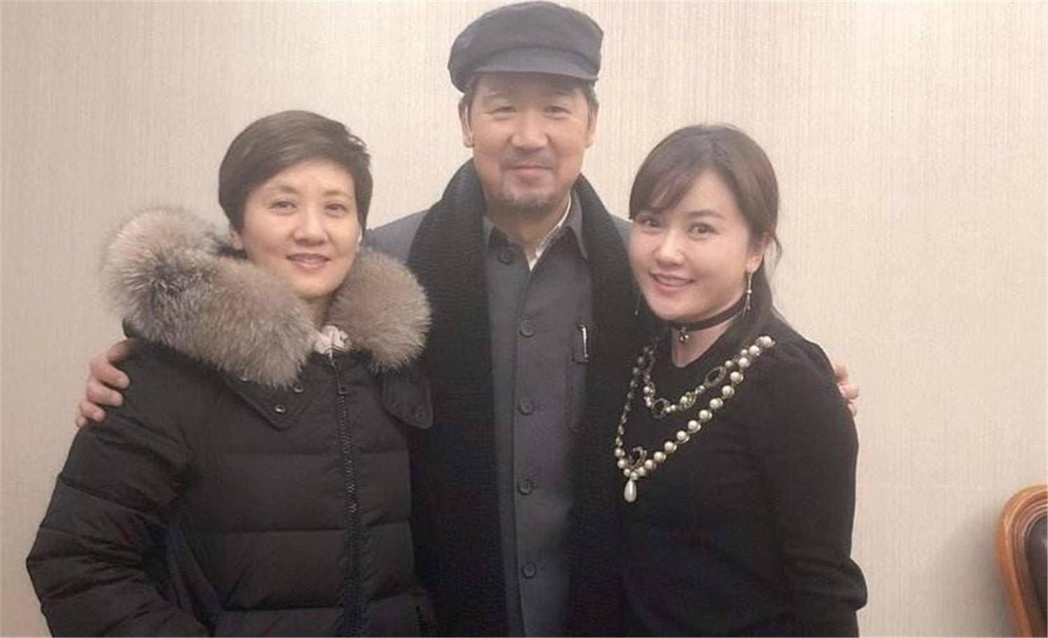 演员刘淼,曾是最美小桃红,却为家庭低调退圈做辣妈