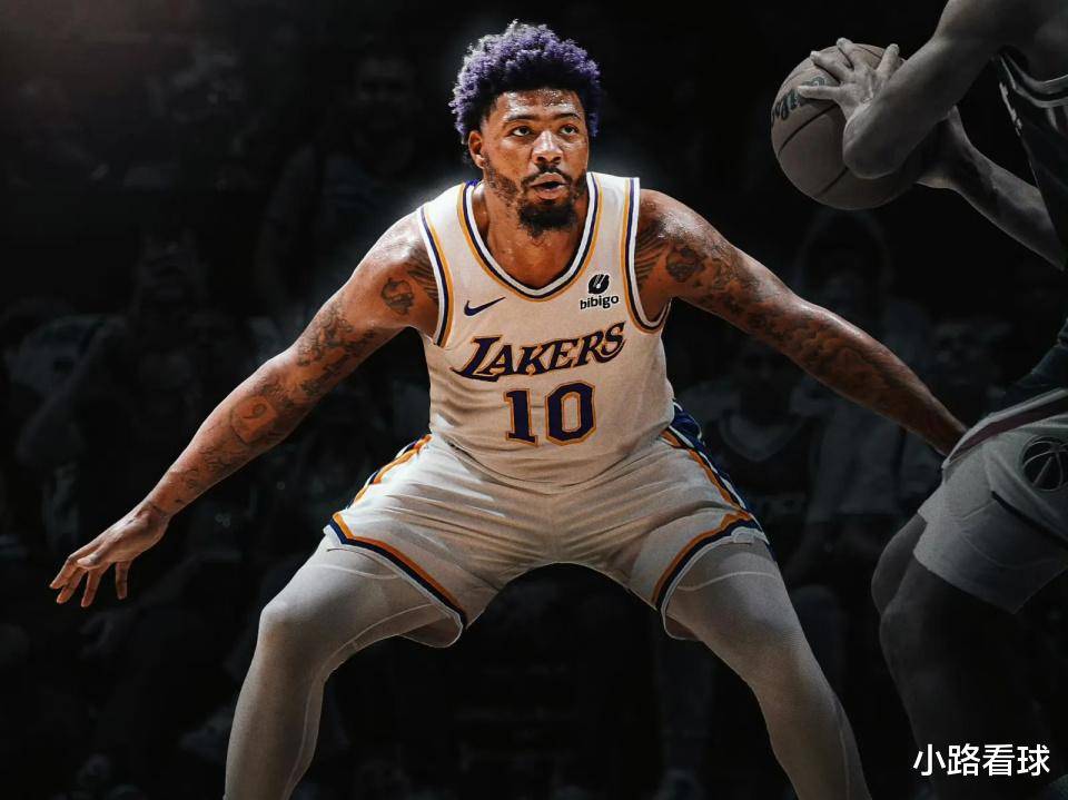 湖人队新援马库斯斯玛特表现_德安德烈艾顿新赛季期待_斯玛特谈防守:谁更具对抗性比赛势头就在哪一方 这是我们的信条