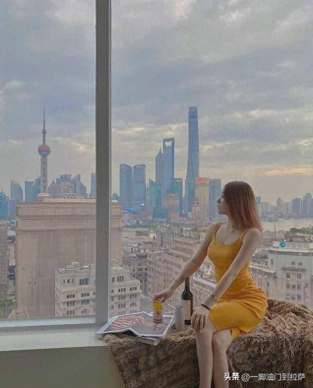 范志毅的英籍女儿:身材傲人 与国足马镇订婚 跟继母相处如闺蜜
