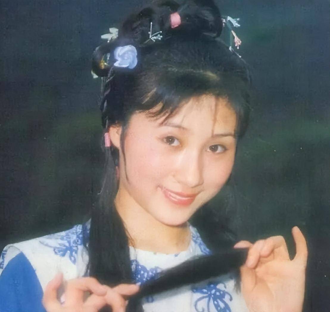"牧羊女"丁岚:当红时结婚自毁前程,离婚30年而今她后悔了吗?