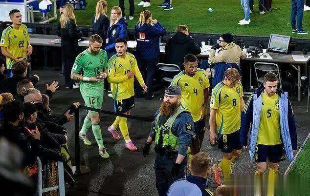 原创            遭科索沃双杀！瑞典宣布换帅，英超名帅降薪自荐