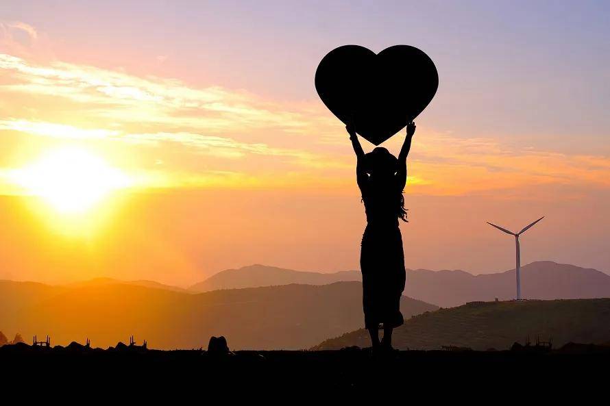 一个家庭最可怕的不是贫穷，而是母亲说出这三