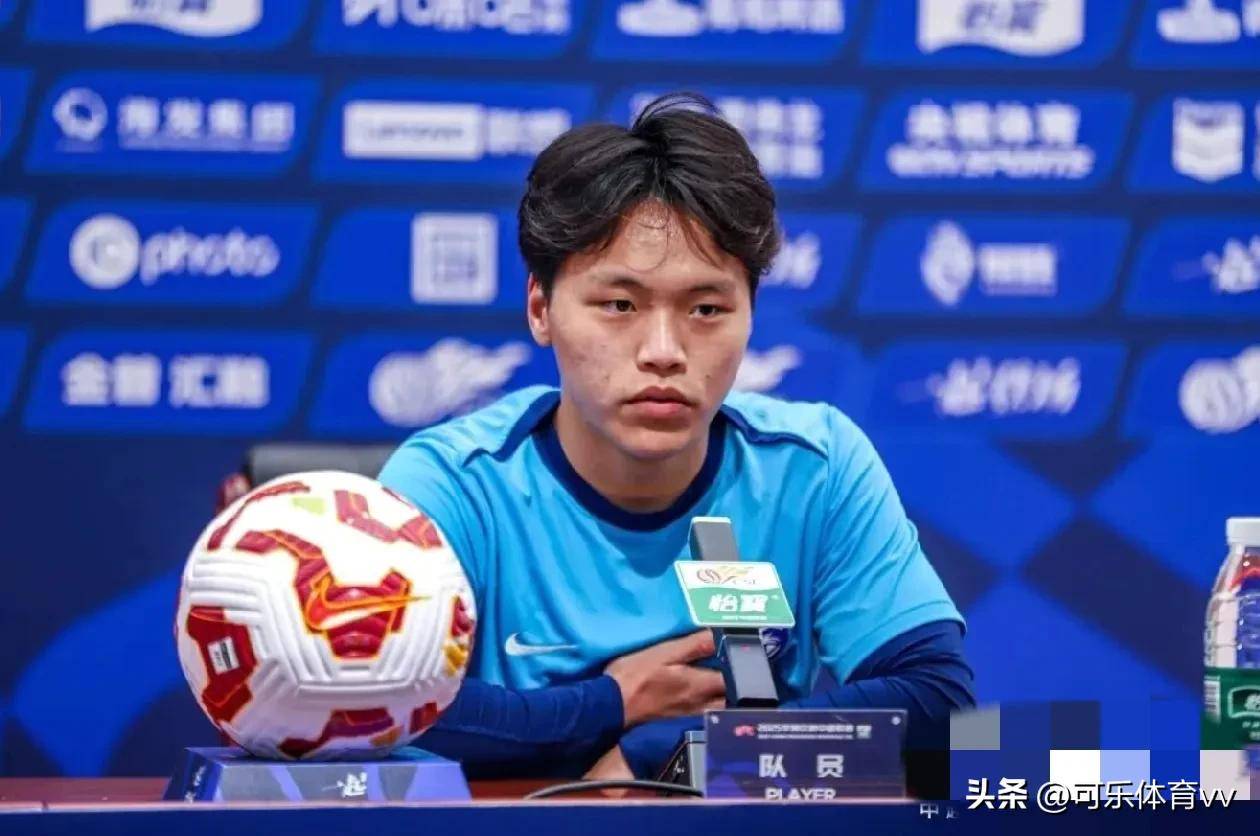 浙江俱乐部绿城 vs 大连英博