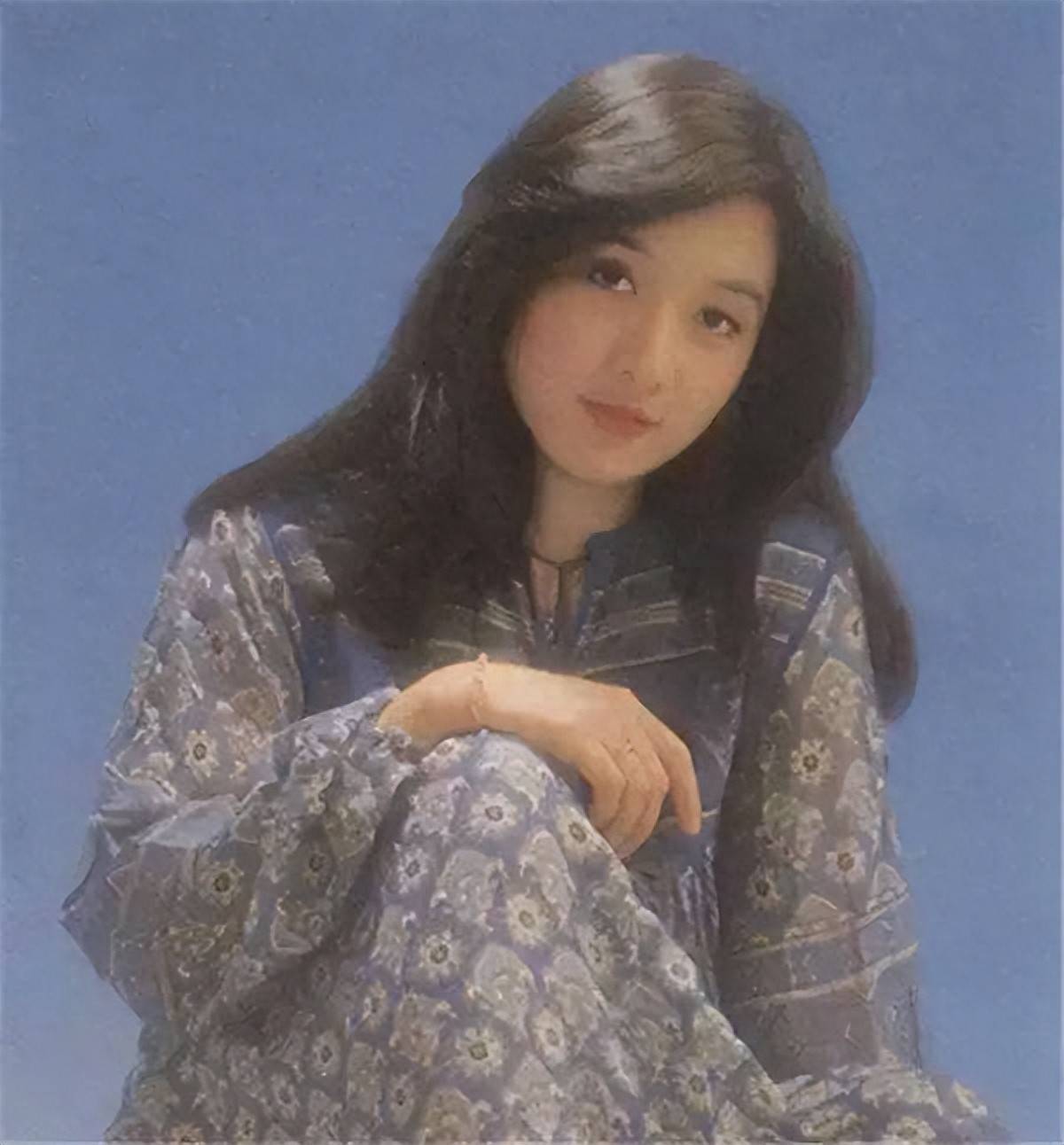 吕秀菱倒追过成龙,红过林青霞,风光嫁入豪门,今62岁成冻龄女神