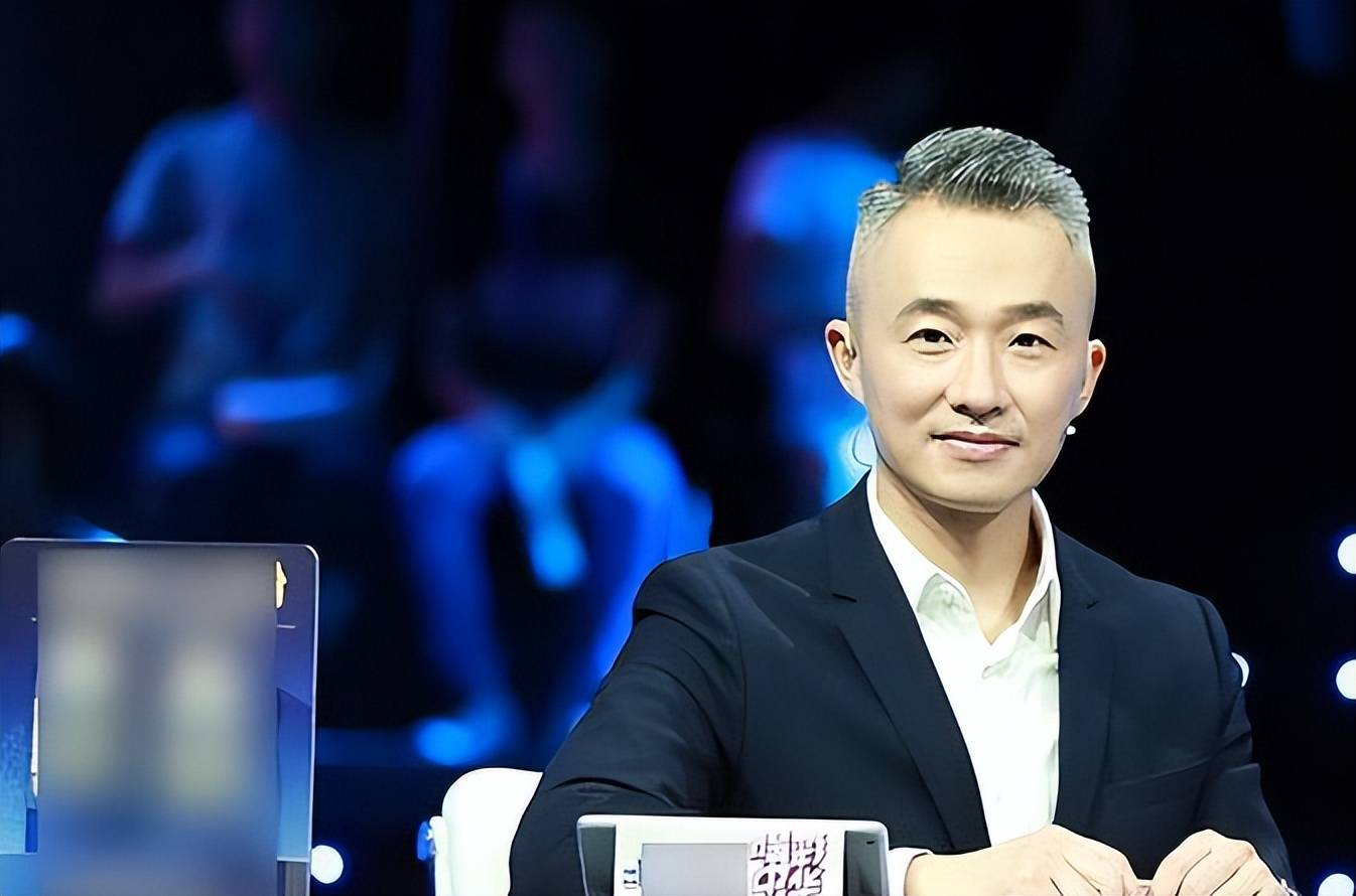 东方卫视一哥程雷近况曝光!沦落当婚礼司仪,因寿宴门断送前程