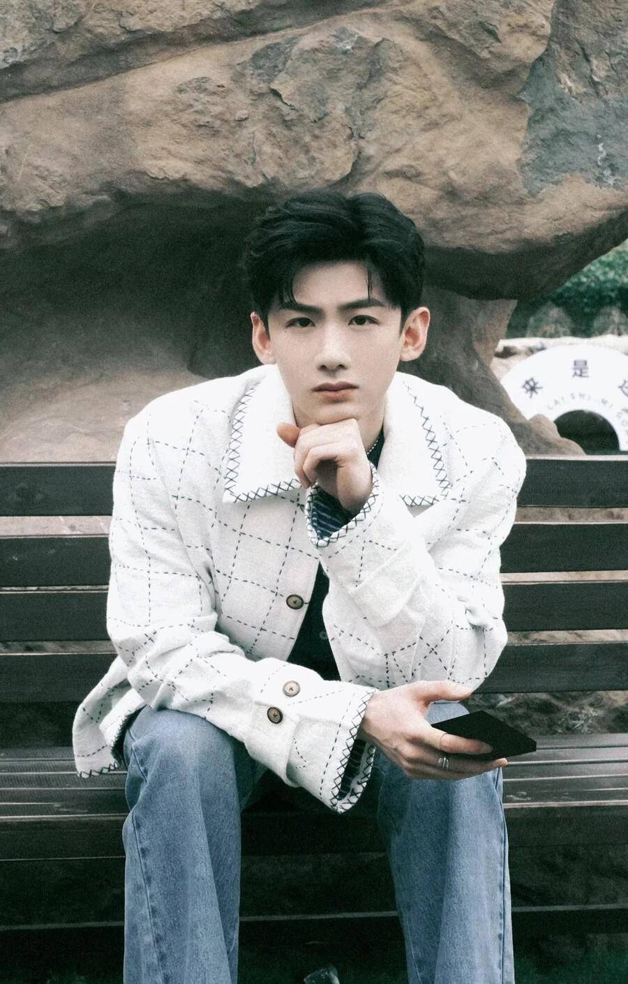 4个省的颜值担当男明星,山东有黄晓明,安徽有杨洋,你们省呢