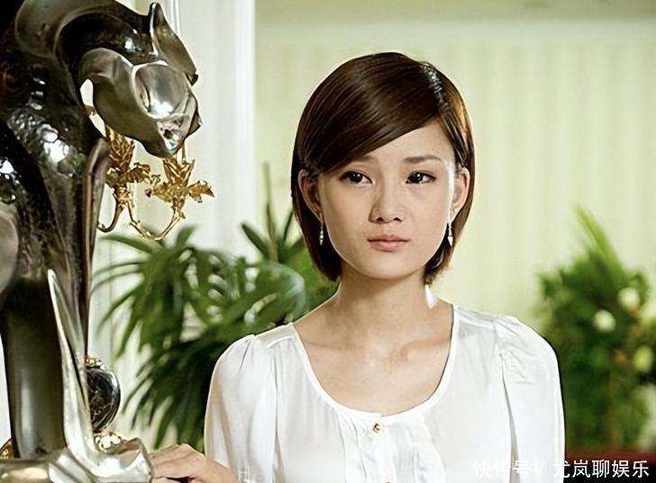 演员馨子上热搜,称无人找其拍戏,曾力压黄圣依当女主