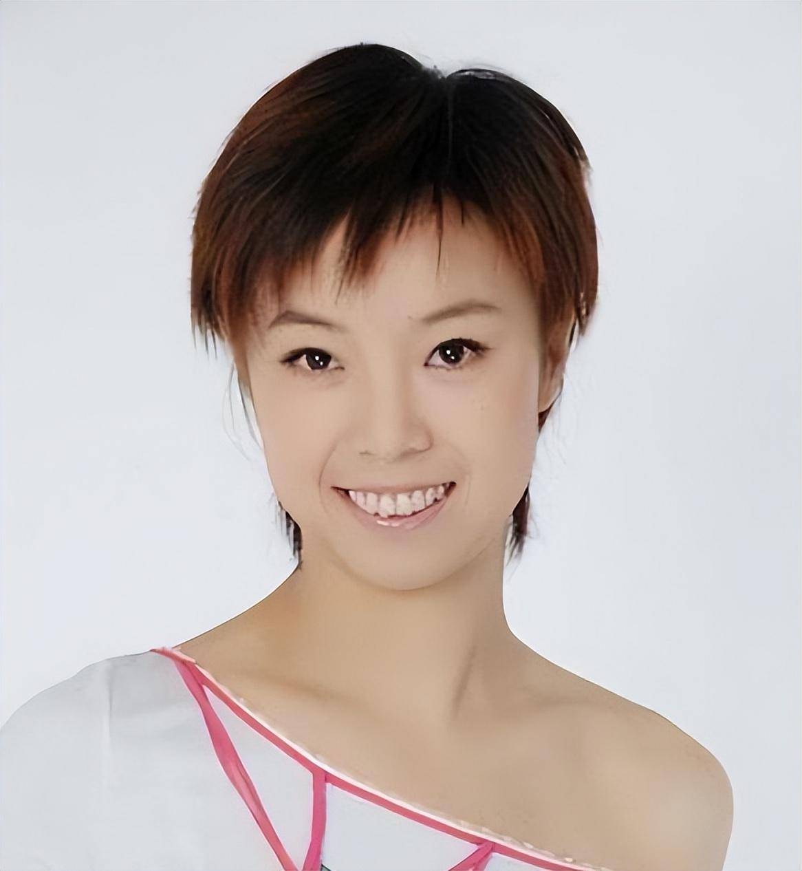 张怡宁:闪婚嫁给袁立前任,生下一儿一女,结婚14年被宠成宝贝