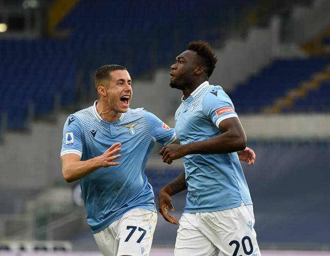 意甲卡位生死斗！拉齐奥主场迎战卡利亚里，一分差距谁能抢占先机？