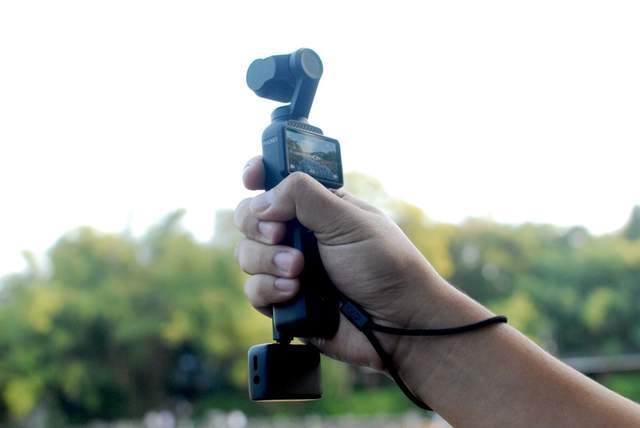 一支麦克风能有多卷？南卡Qmic领夹麦克风告诉你：千元内无敌手