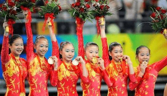 团体,首次夺冠是程菲,江钰源,何可欣,邓琳琳,李珊珊,杨伊琳·2008·第