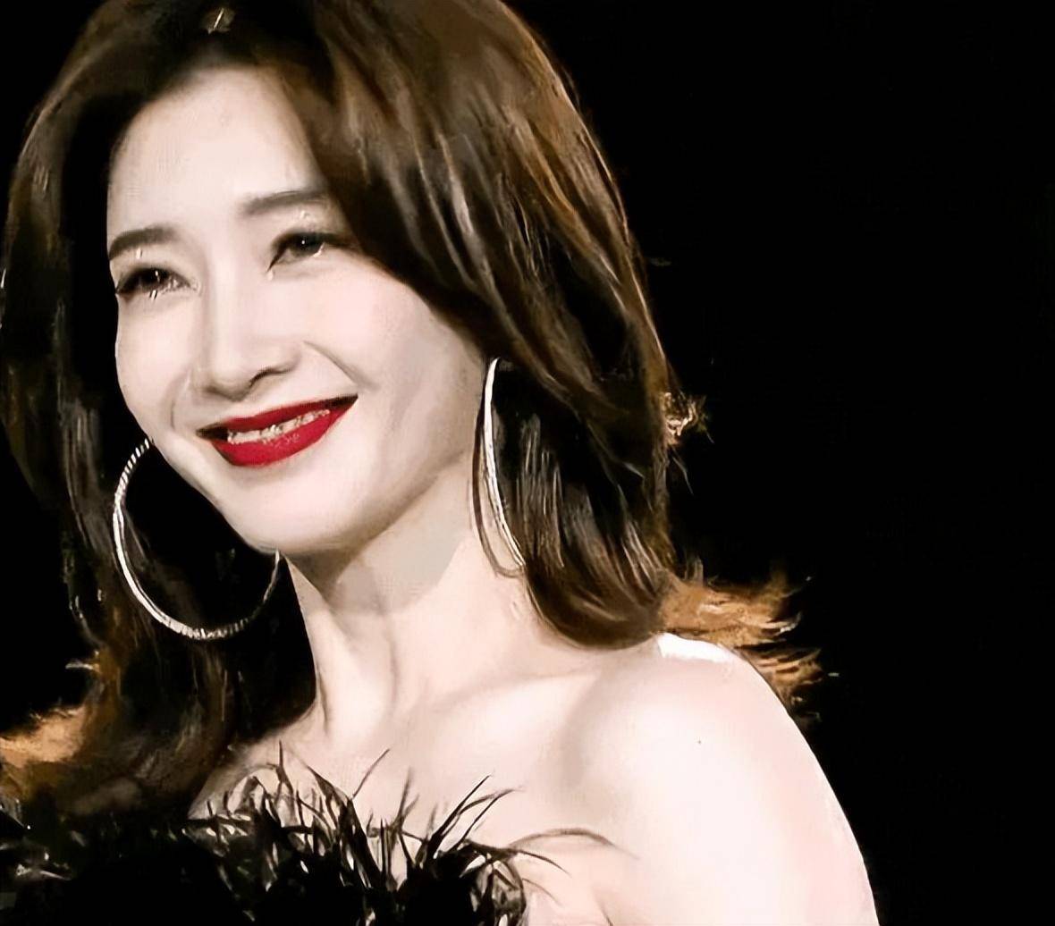 王传君没说错,"胡歌前女友"江疏影,纯粹就是个"平庸"的美女