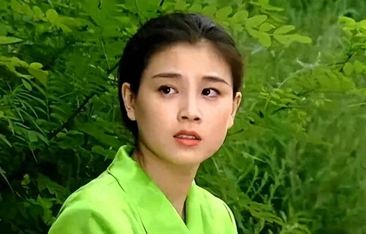 "最美赵飞燕"赵明明:嫁给英达弟弟却遭丈夫不忠诚,现54岁无人知