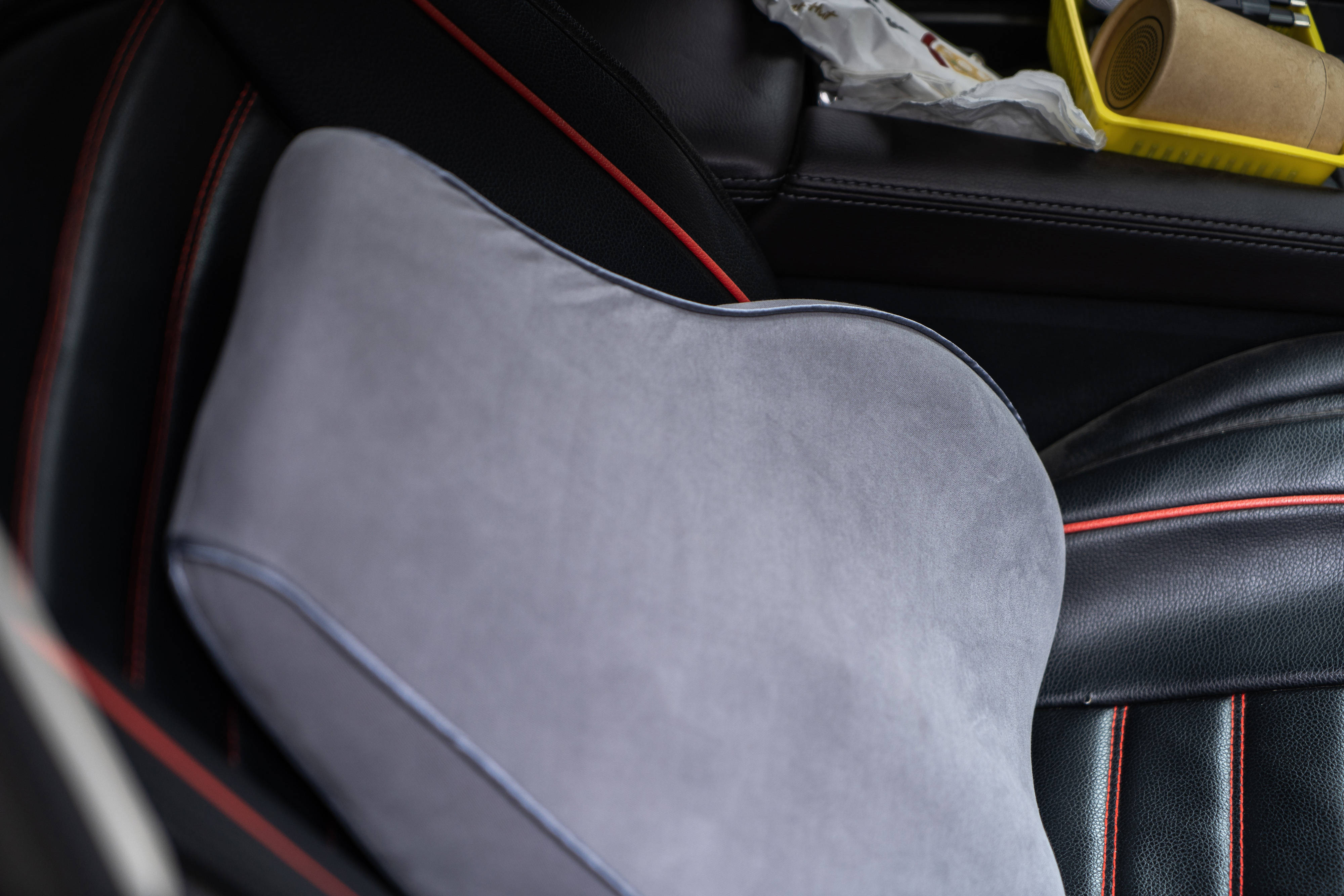 有了它，久坐腰背依旧舒服-8H小灰狗托腰护椎腰靠体验分享