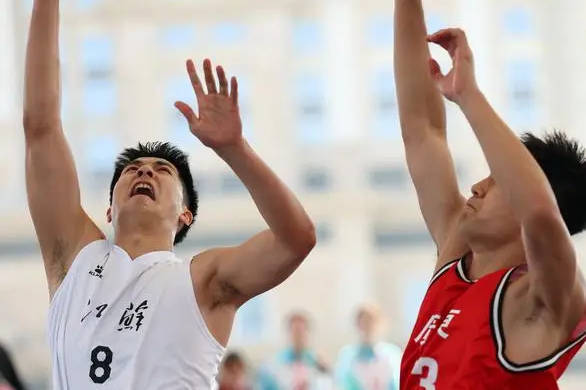 全运会指责裁判！朱松玮等4人被中国篮协禁赛1个月