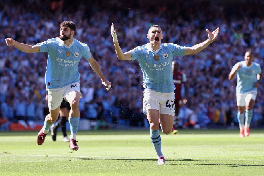 英超回顾：根本不给机会，争冠还得看曼城！末战轻取铁锤帮，蓝月英超四连冠