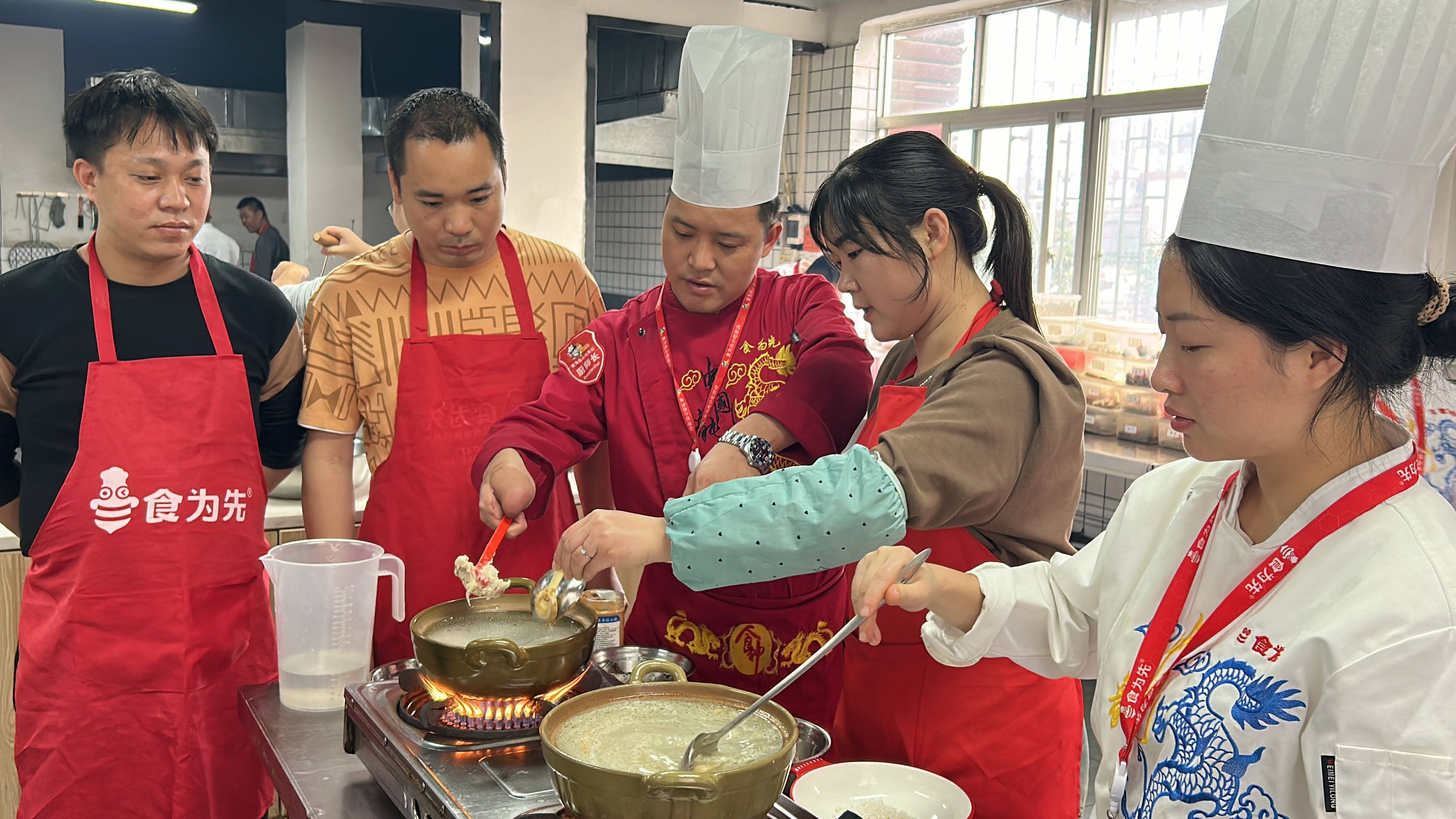 早餐粥:一碗温润粥香,熬出稳赚不赔的创业商机,早餐粥培训学费