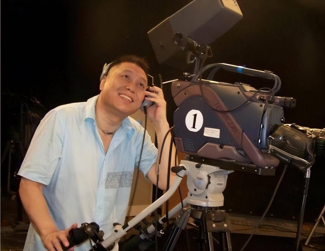 王为念:两段婚姻都是净身出户,拒绝富婆追求,婚姻成母亲的遗憾