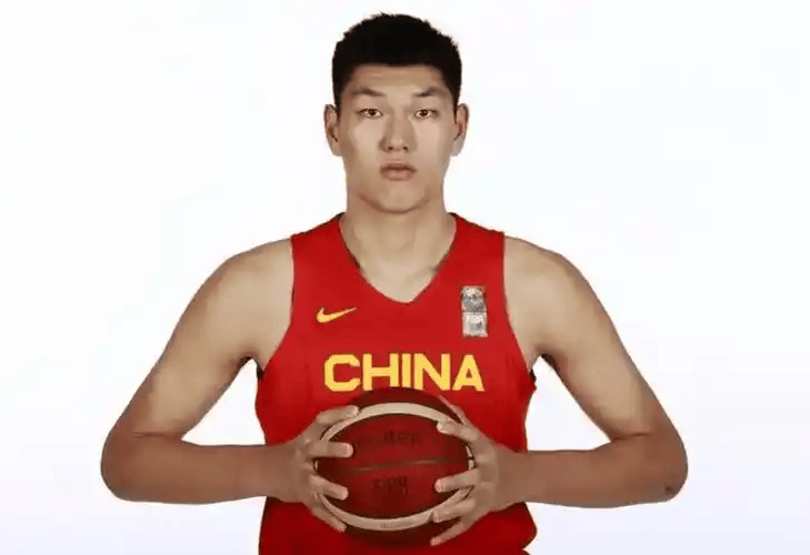 刘传兴被交易？山西官宣，公布赛季名单，杜锋点名，还剩2年合同