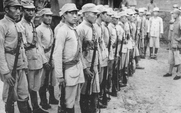 八年抗战，八路军兵力扩充百万，武器弹药从何而来？揭秘抗战历史