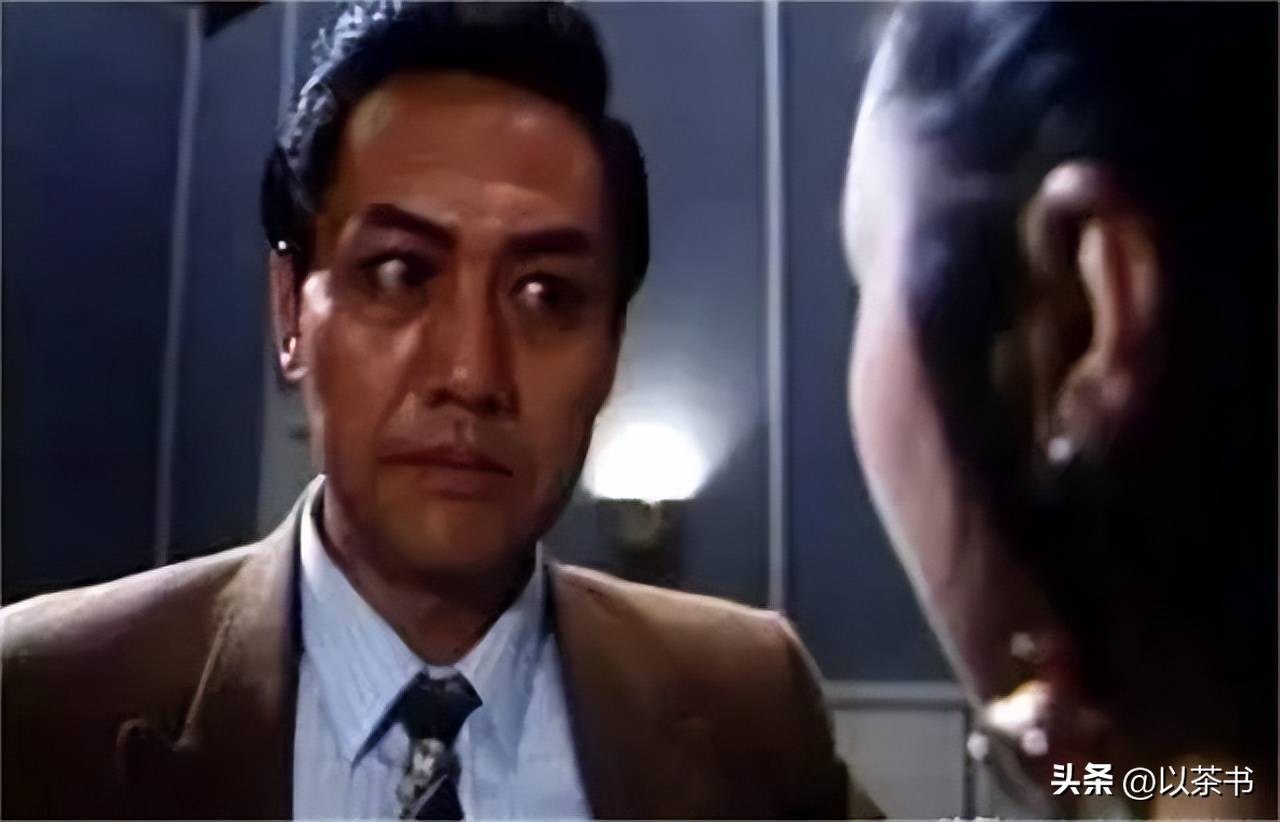 他曾是长影厂当红小生,巅峰期被突然带走,事业停滞查无此人