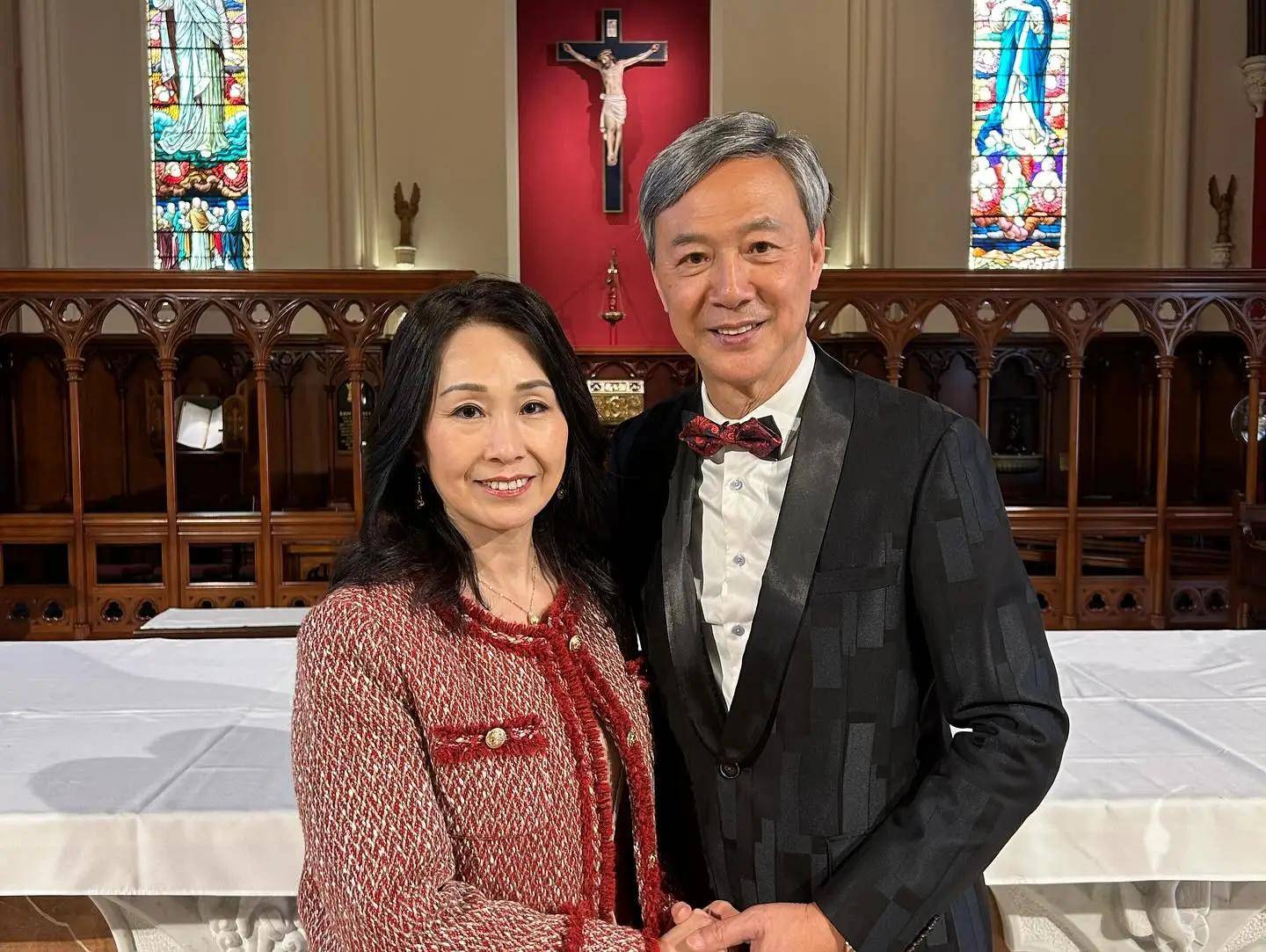 这一对真的很恩爱