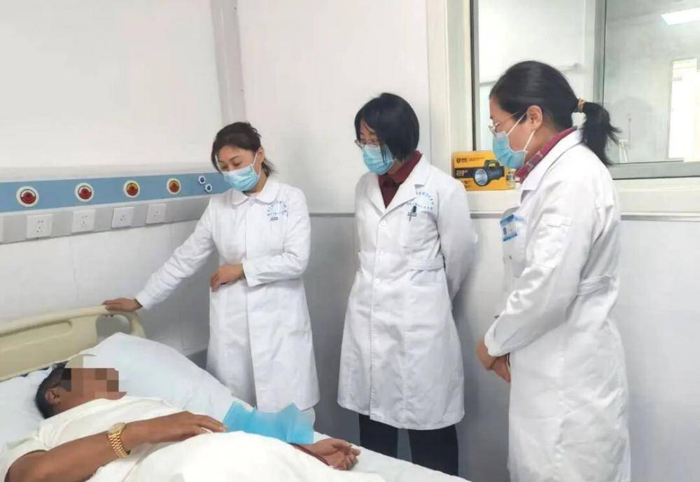 北京地坛医院、护士全程协助陪同贩子挂号,确实能挂到号!的简单介绍