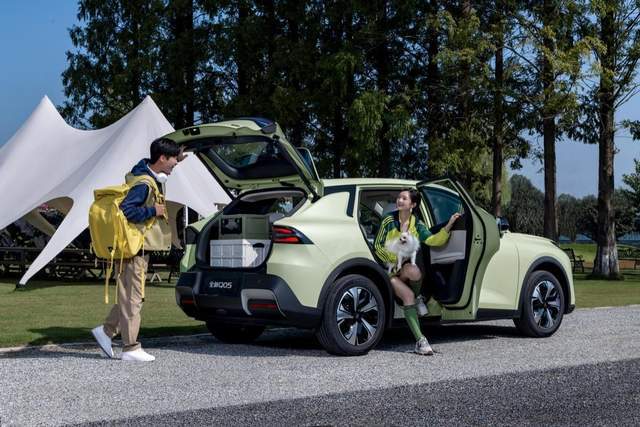 《长安启源全新Q05开启超级购车季，全系无门槛超级置换一口价7.49万元起！》