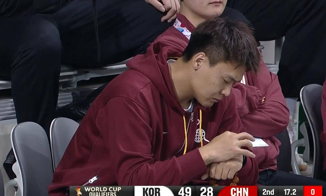 世预赛之夜：中国男篮的体面终被三分球摧毁