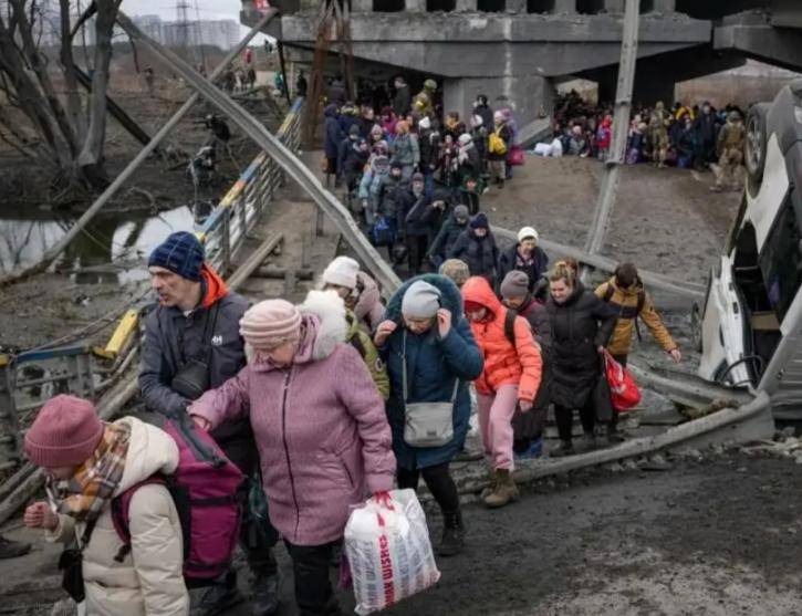 马克龙请中国,特朗普邀俄罗斯,g8,g7这下热闹大了!