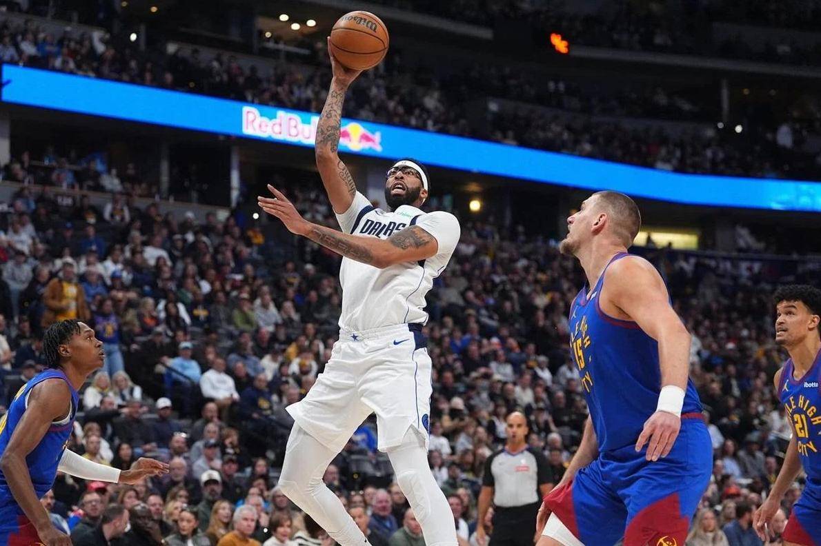 17分大逆转功亏一篑！独行侠双新秀封神，热火三巨头空砍63分