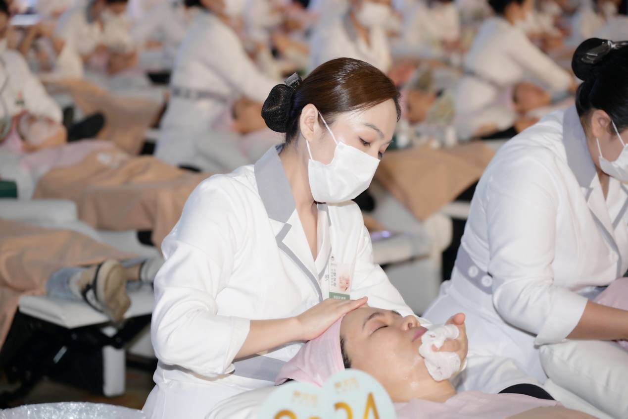 樊文花第3届中式手法大赛，全国100强手法精英荣耀揭榜(图2)